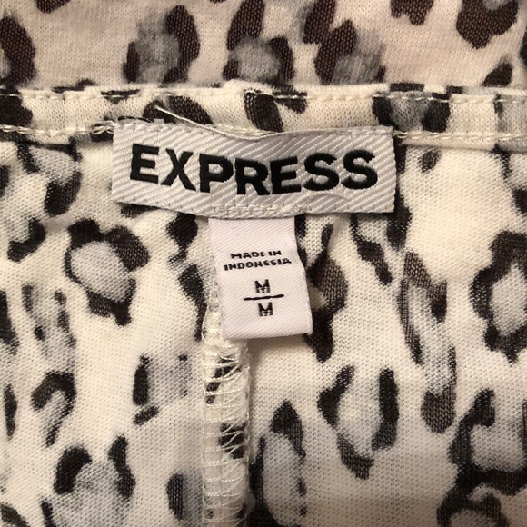 Express Cheetah Top - Picture 5 of 6